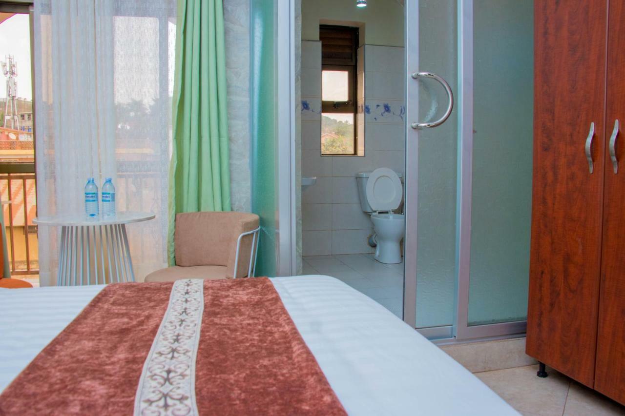 Jarin Hotel Kampala Bagian luar foto