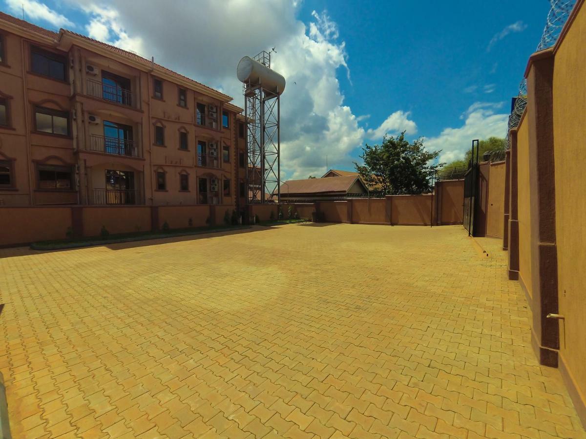 Jarin Hotel Kampala Bagian luar foto